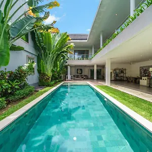 Villa Paloma - Chic Tropical Garden With Outdoor Pool, Seminyak (Bali)