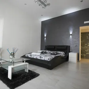 madison-naples.hotels-amalfi.com/