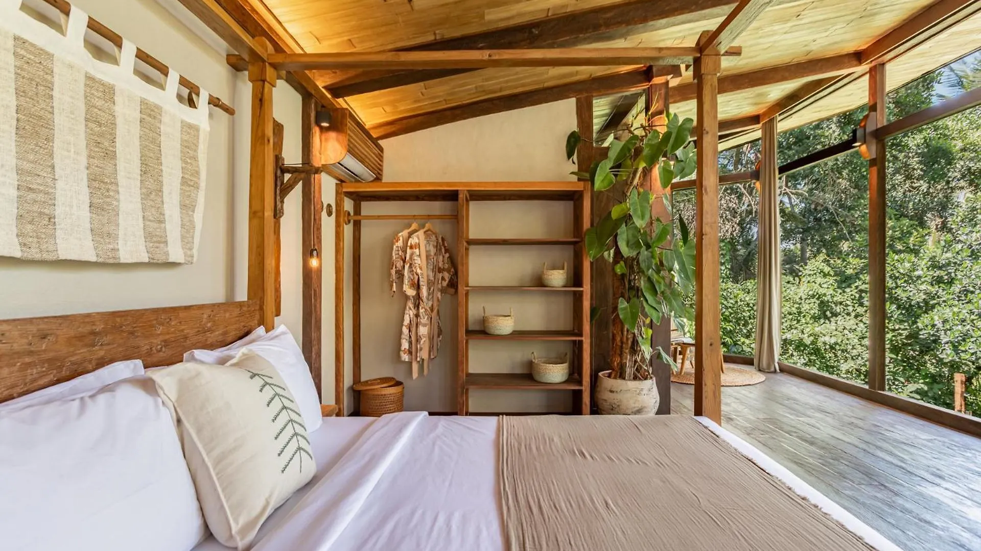 Casa Pohon Ubud 0*, אובוד